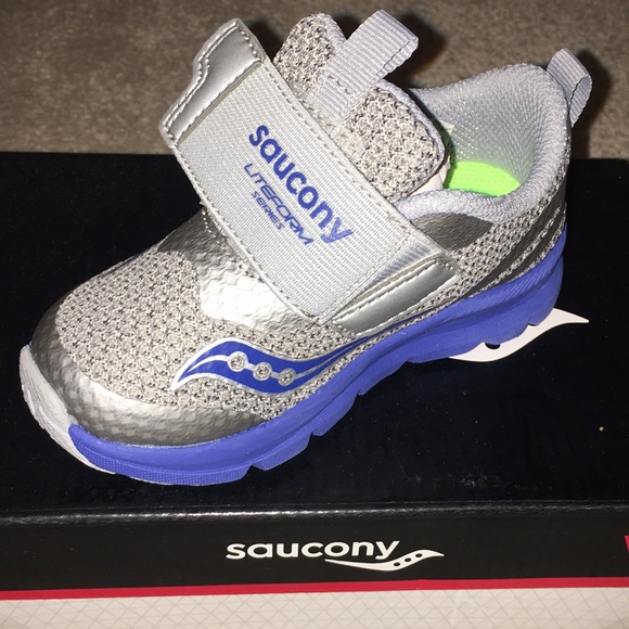 NIB Saucony baby liteform sneaker in grey/blue - Picture 2 of 4